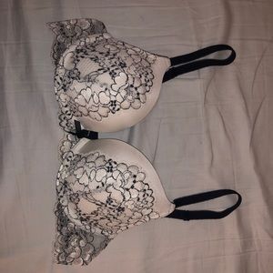 Victoria’s Secret Push-up Bra